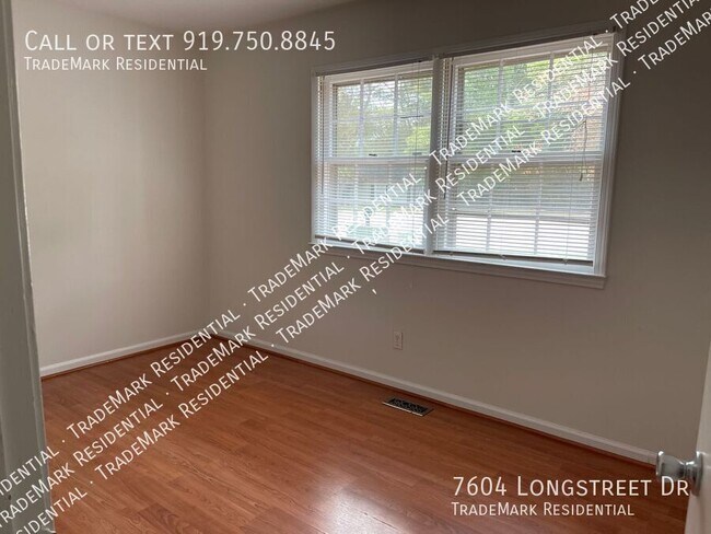 Building Photo - 7604 Longstreet Dr
