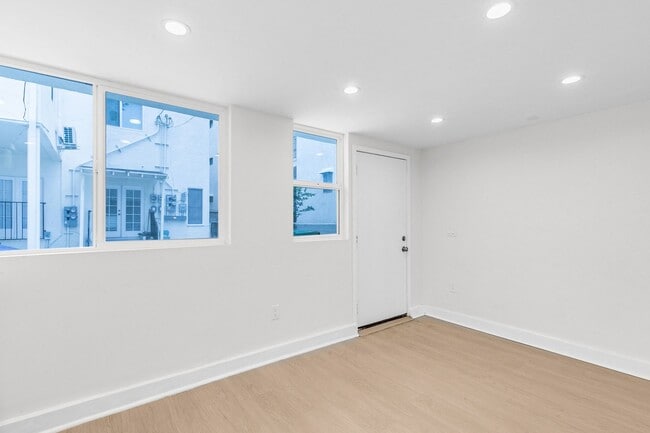 Foto del edificio - 1144 S Wooster St