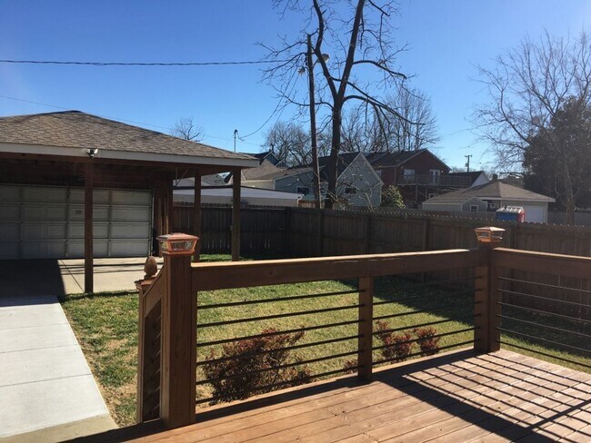 Foto del edificio - East Nashville Beauty