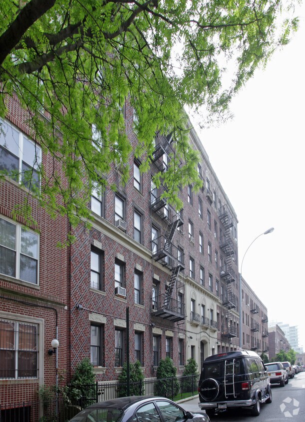 Foto del edificio - 326 Lincoln Pl