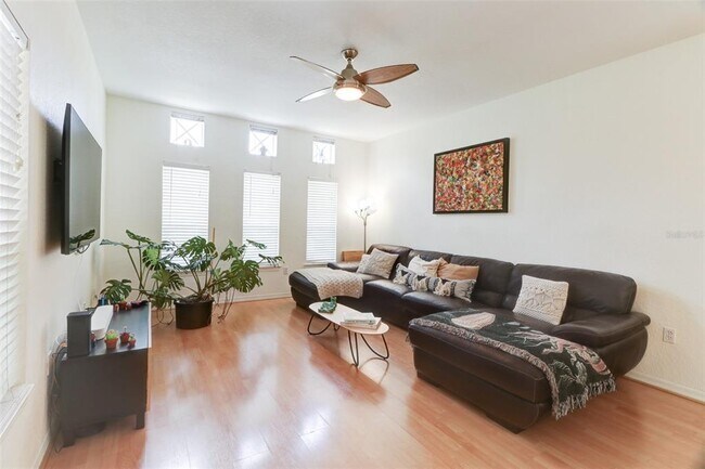 Foto del edificio - 4004 Foxtail Palm Ct
