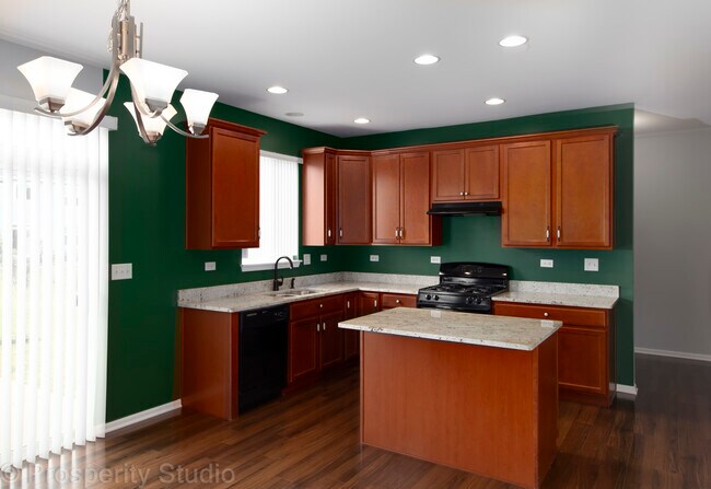 Foto del edificio - 5734 Oak Ridge Way