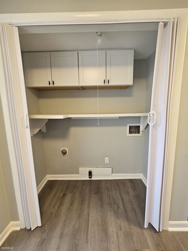 Foto del edificio - 3 br, 2.5 bath Townhome - 6905 Cleaton Dri...