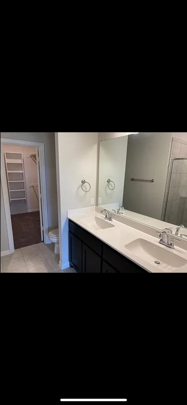 Building Photo - 3209 Solana Cir
