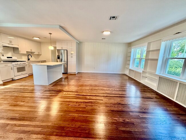 Foto del edificio - 194 Courtland Ave