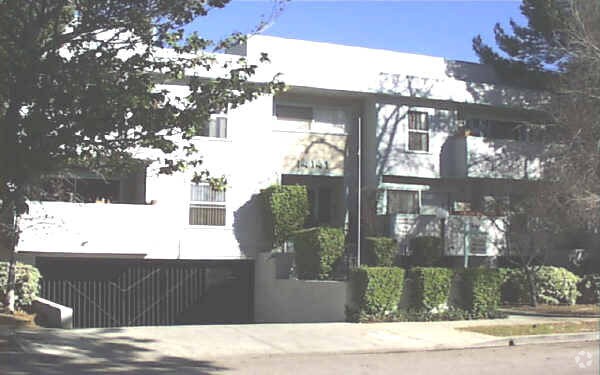 Foto del edificio - Tri Tiara Apartments