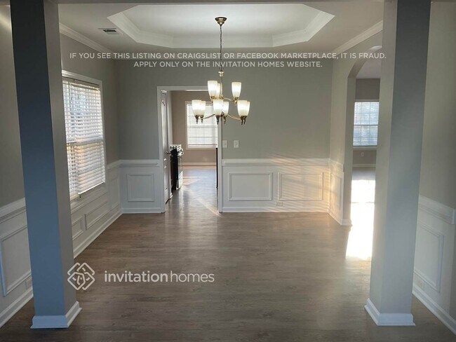 Foto del edificio - 628 Needle Rush Cir