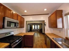 Building Photo - 3501 S 31st Ave