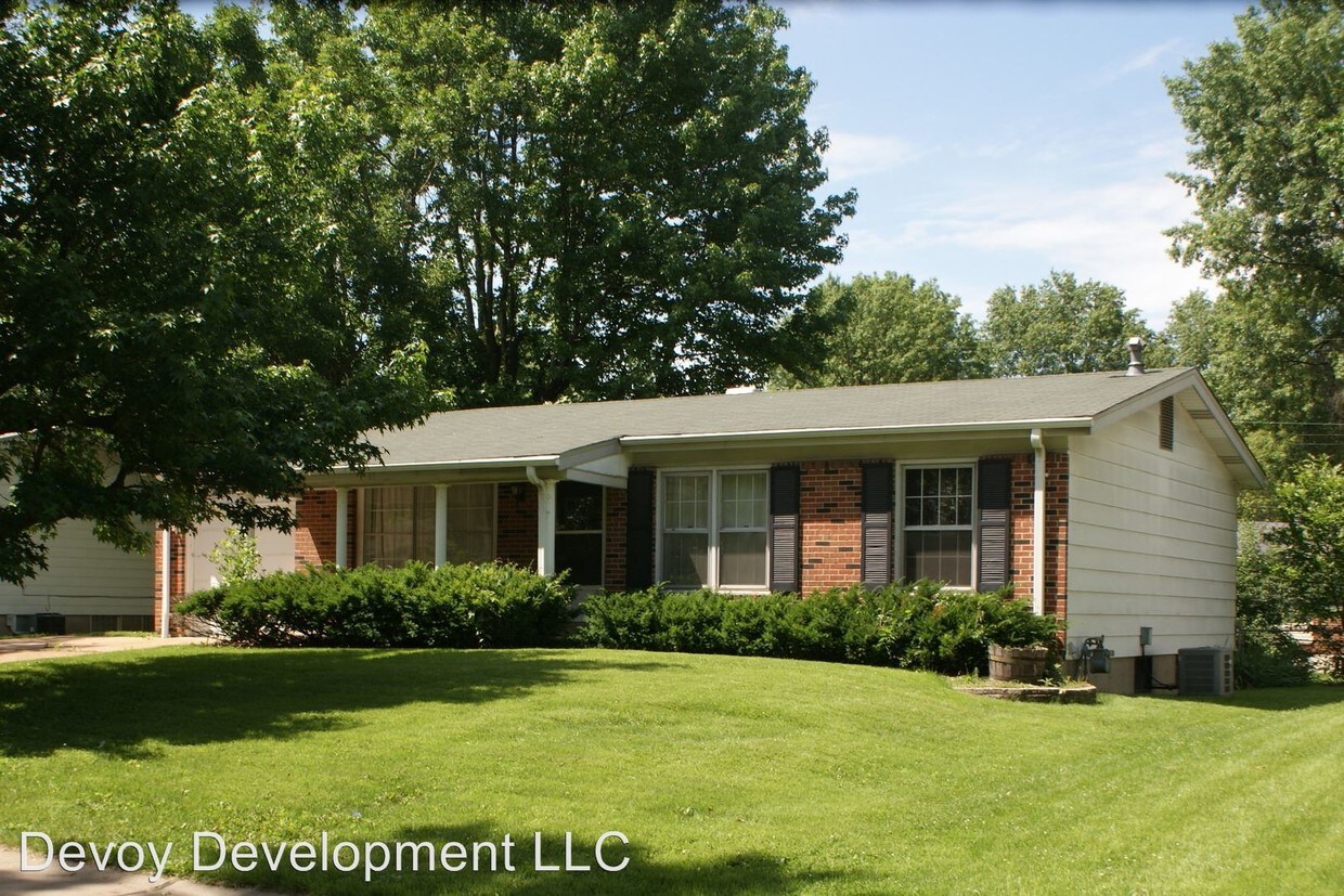 Foto principal - 3 br, 1.5 bath House - 1325 Petite