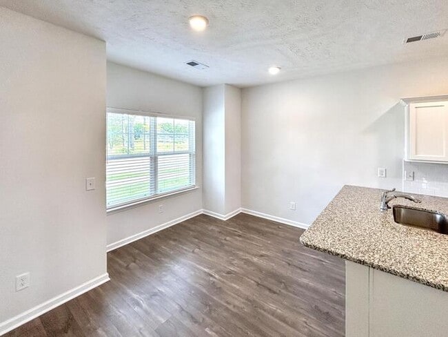 Building Photo - 230 Ansley Wy
