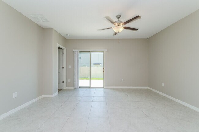 Building Photo - 10201 Happy Heart Ave