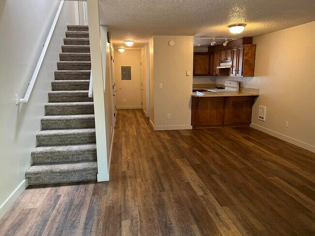 Building Photo - 3681 Casteel St