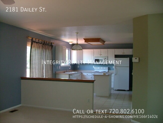 Foto del edificio - 2181 Dailey St