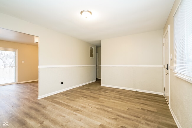 Building Photo - 2902 Dawson St