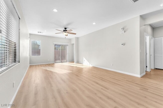 Building Photo - 2105 Turtle Beach Ave