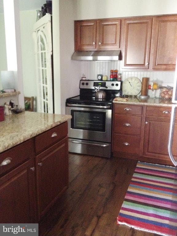 Foto del edificio - 7 Rockford Rd