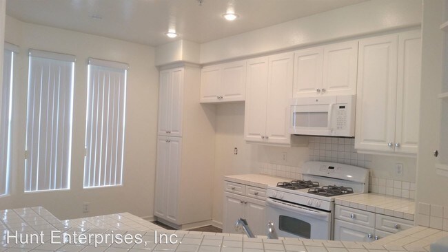 Building Photo - 429 Summerfield Cir