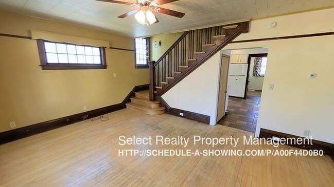 Building Photo - 441 Rock St