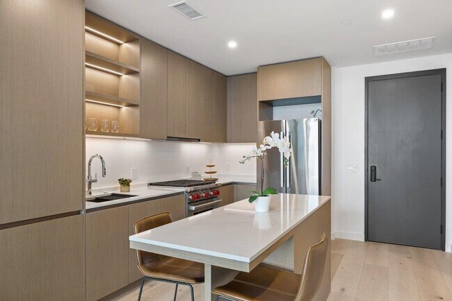 Foto del edificio - 610 Davis St