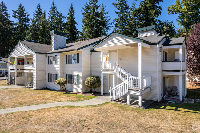 Exterior - Forest Lane Apartments