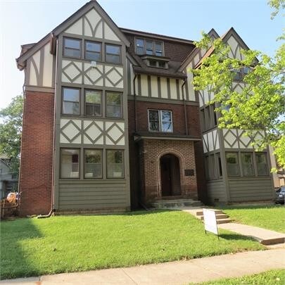 Primary Photo - 705 W Elm St