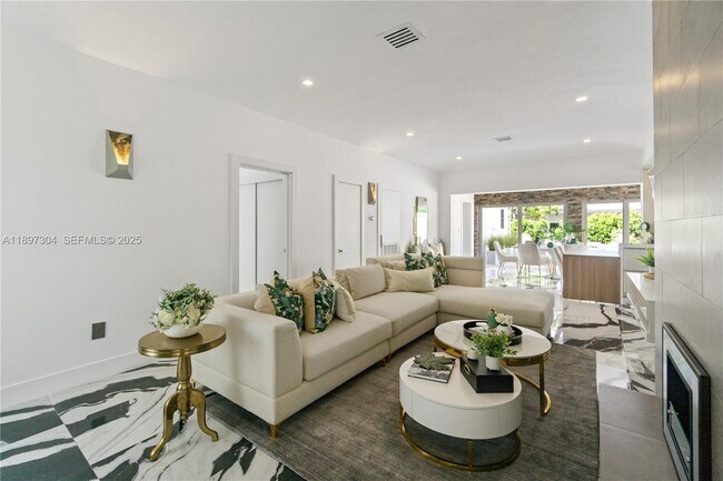 Foto del edificio - 1544 Michigan Ave