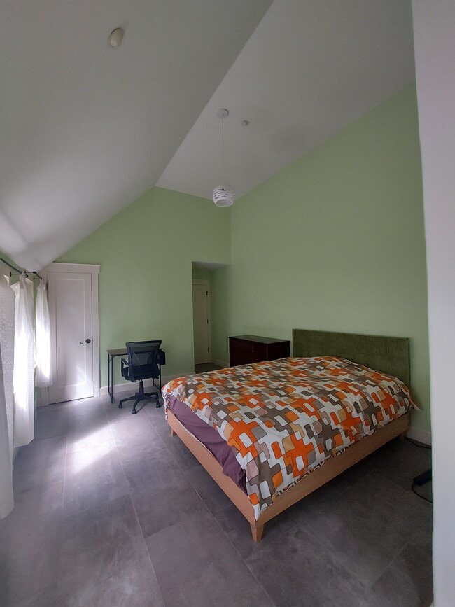 Foto del edificio - 118 Strathmoor Dr