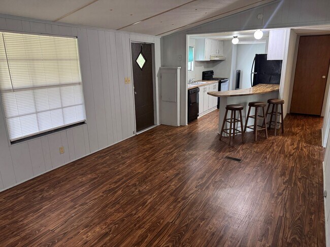 Foto del edificio - Double Wide on 1 Acre in Crawfordville