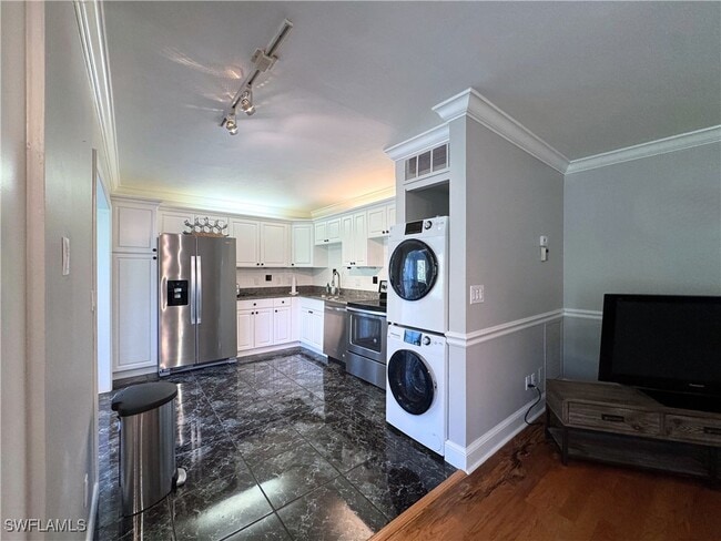 Building Photo - 112 Bobolink Way