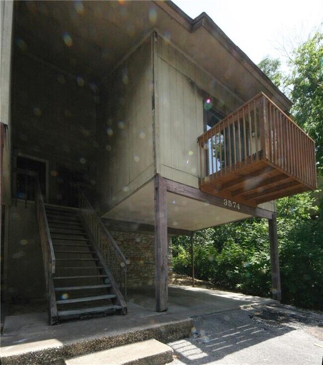Building Photo - 3574 Ranch Rd 2222