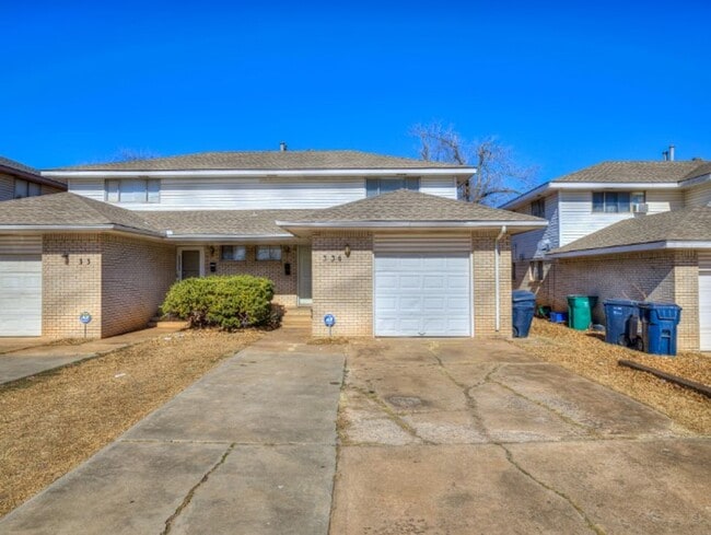 Photo - 33 NE 63RD ST House