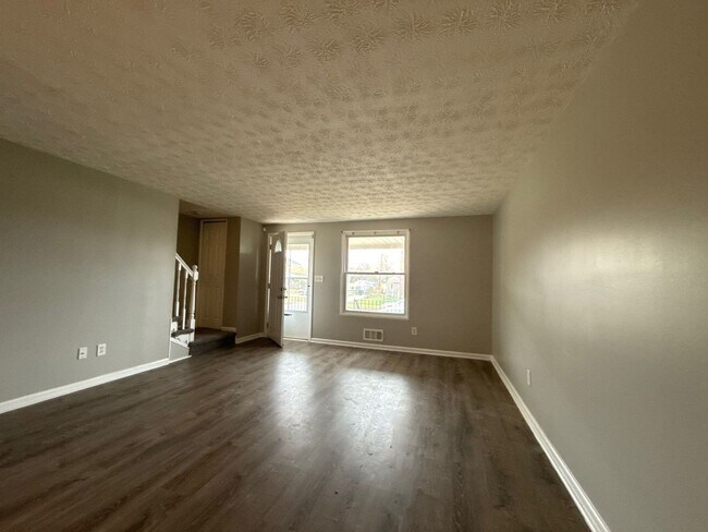 Foto del edificio - Beautiful Three Bedroom Home In Essex