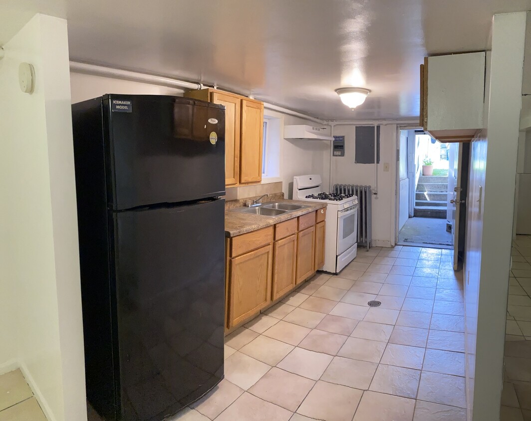 Foto principal - 8052 S Woodlawn Ave