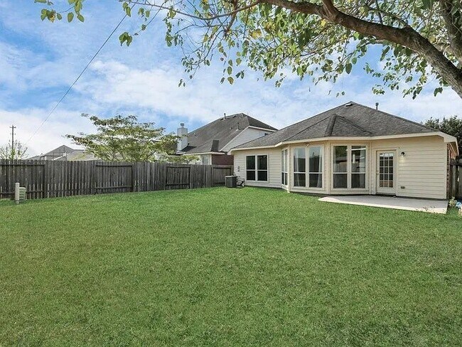 Foto del edificio - 6411 Atlasridge Dr