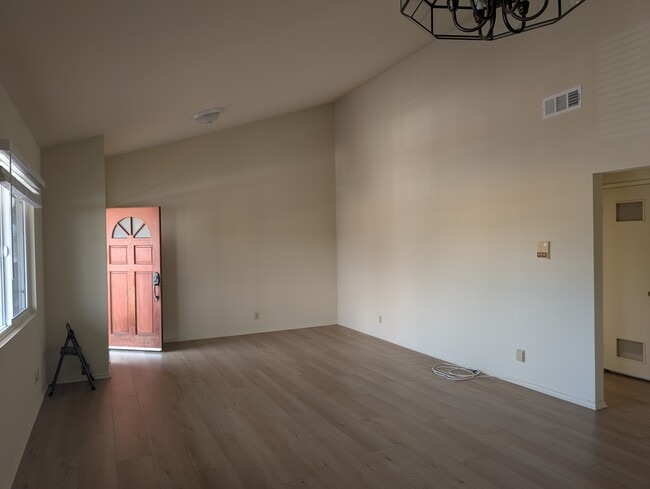 Photo - 1328 W Gardena Blvd Apartment