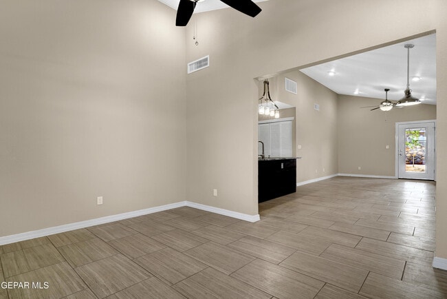 Building Photo - 11405 Marcos Lucero Pl