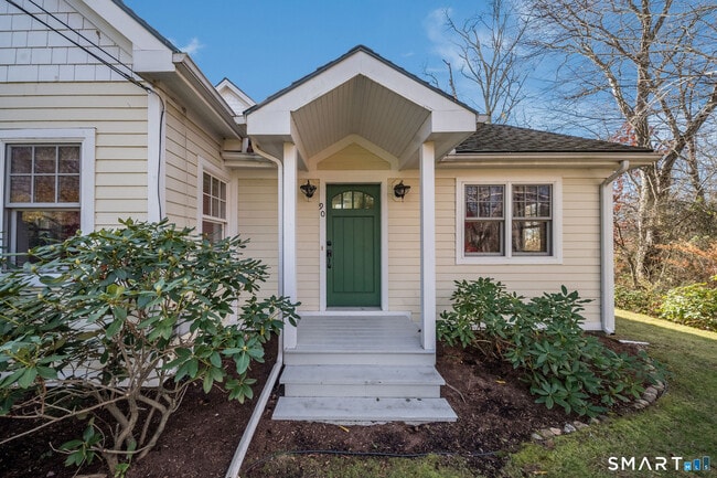 Foto del edificio - 90 Boston Post Rd