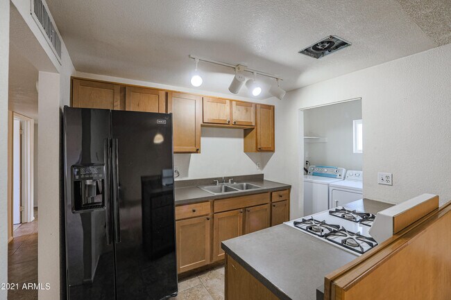 Building Photo - 14228 N 38th St