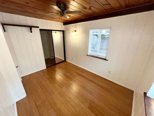 Foto del edificio - Beautiful, historic, Ocean Beach Cottage i...
