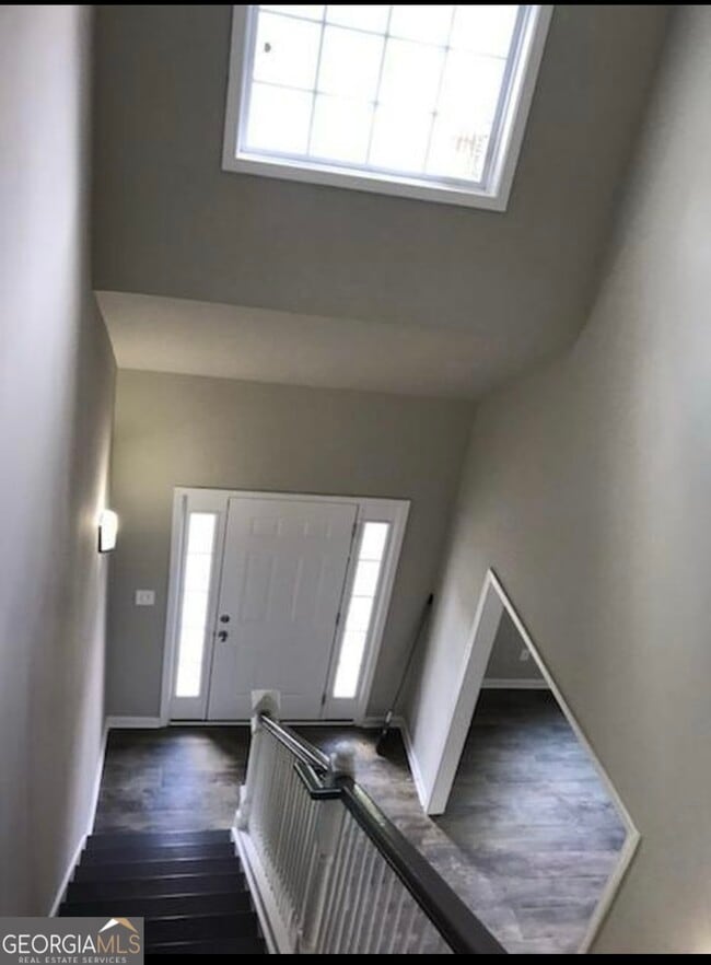 Building Photo - 1549 Hillary Cove Ct