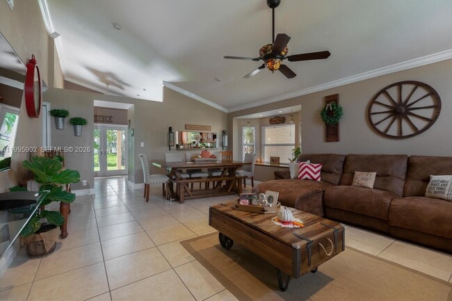 Building Photo - 1190 SW 108th Way
