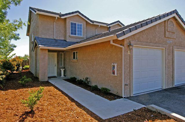 Building Photo - 1077 Burton Dr