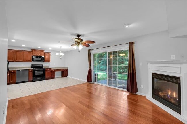 Photo - 739 N Hite Ave Townhome