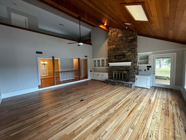 Foto del edificio - 510 Fawn Cove