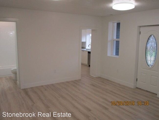 Building Photo - 3 br, 2 bath House - 5340 West 3500 South