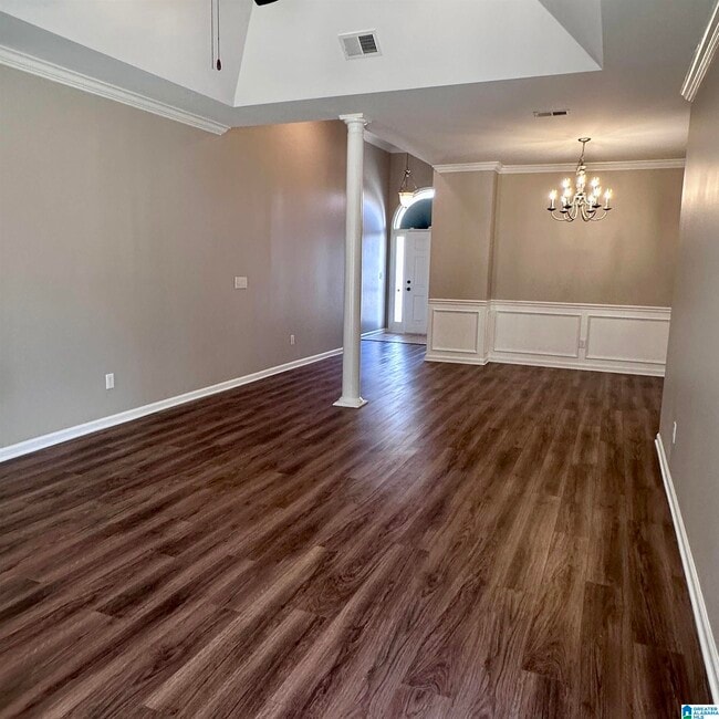 Foto del edificio - 384 Savannah Cir