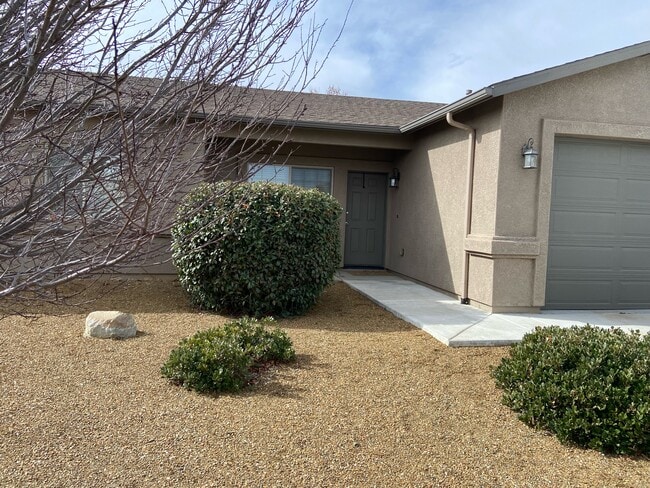 Building Photo - 9100 E Whipsaw Ln