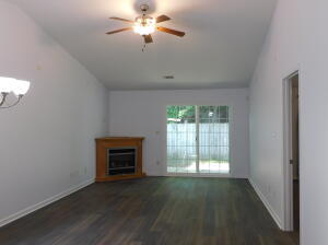 Foto del edificio - 2010 Summer Valley Way