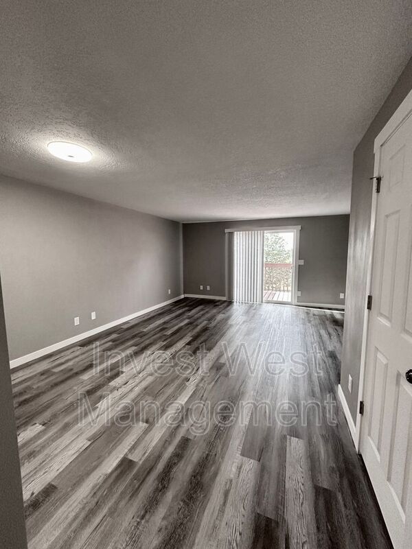 Foto del edificio - 230 NW 12th Ave