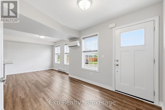Building Photo - 470 Lonsberry Dr
